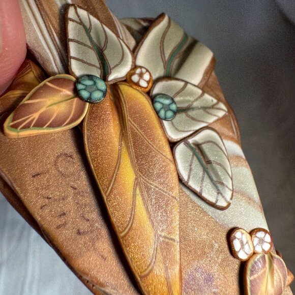OOAK Handmade Leaf & Floral Polymer Clay Pendant Labradorite Artist signed - Picture 5 of 12